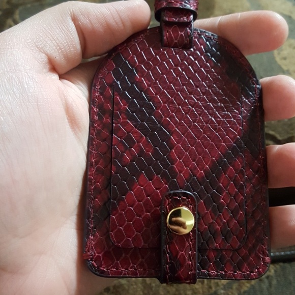 Michael Kors Snake Skin Leather Luggage Tag. - Picture 6 of 7